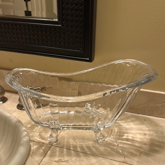 Vintage Elegant Glass Victorian clawfoot Bathtub bowl